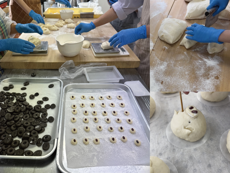 職人が手作業で包む様子